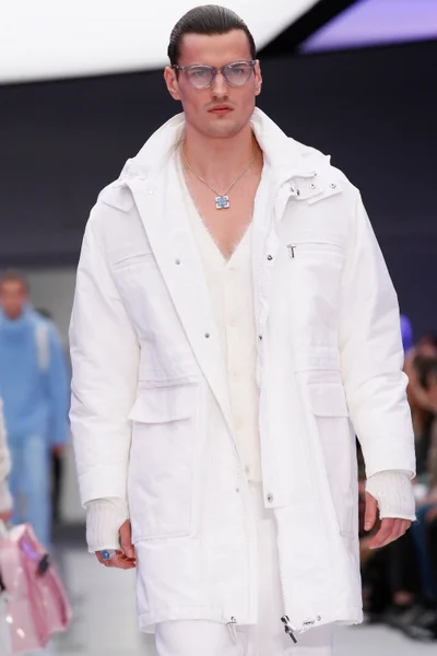 Look 41